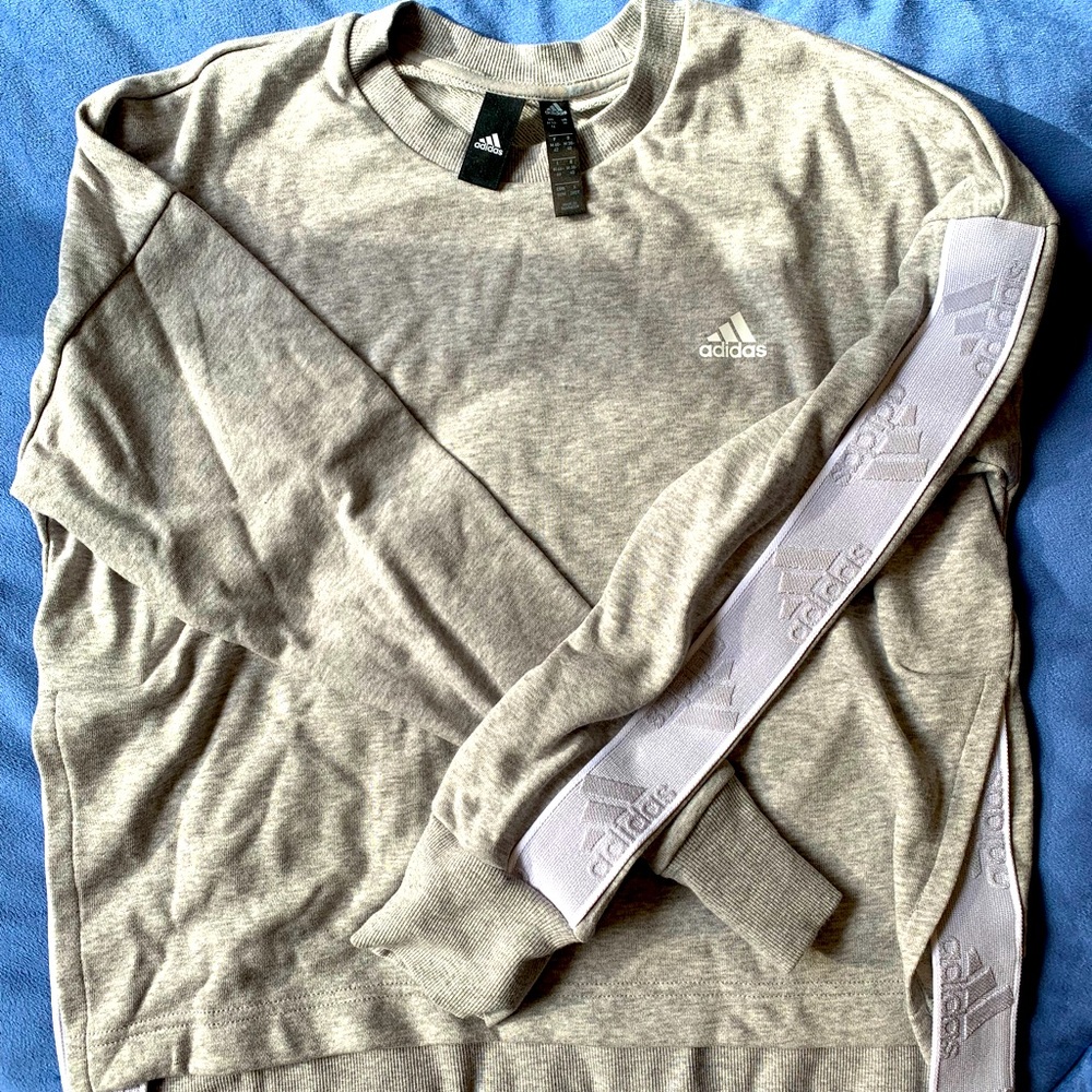 Adidas pull over
